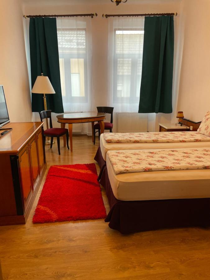 Pensiunea Mimi Medgyes Kültér fotó